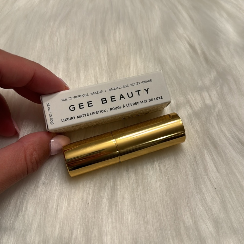 GEE BEAUTY Gee Beauty Gold Collection Lipstick - Cece